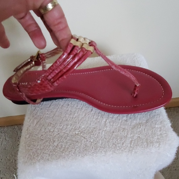 Nine West sandals - Picture 6 of 8